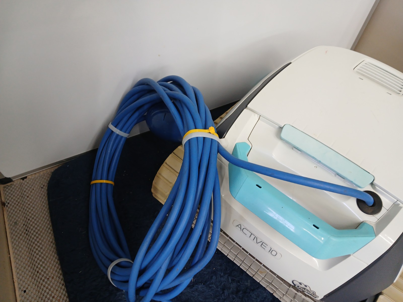 Dolphin Active 10 Pool Cleaner For Parts