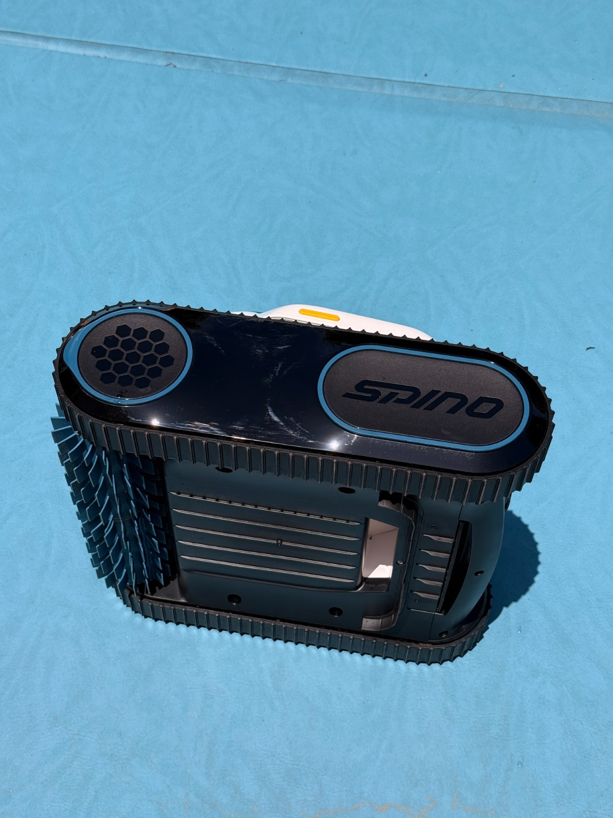 Spino E1 Cordless Robotic Pool Cleaner Wall & Waterline 1600 Sq Ft 210min App