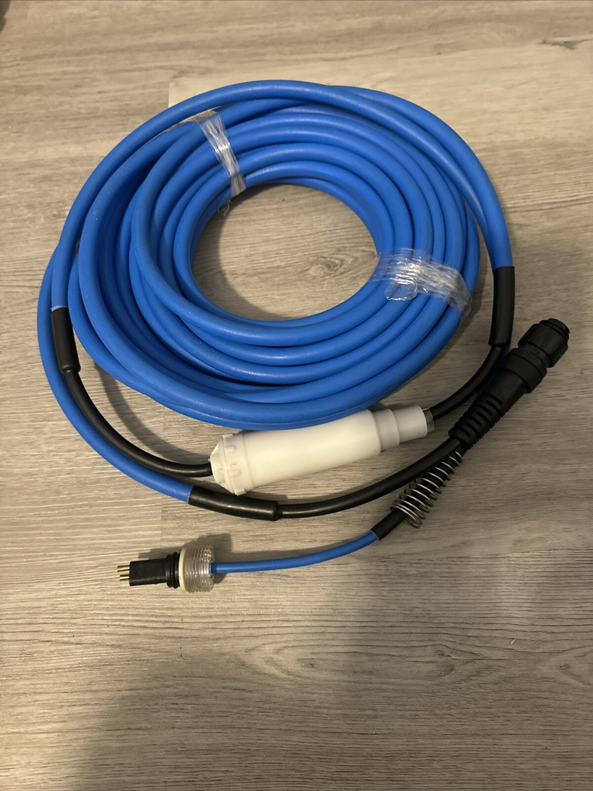9995861-DIY Cable w/ Swivel 2 Wire, 60ft for Dolphin Robotic Pool Cleaners