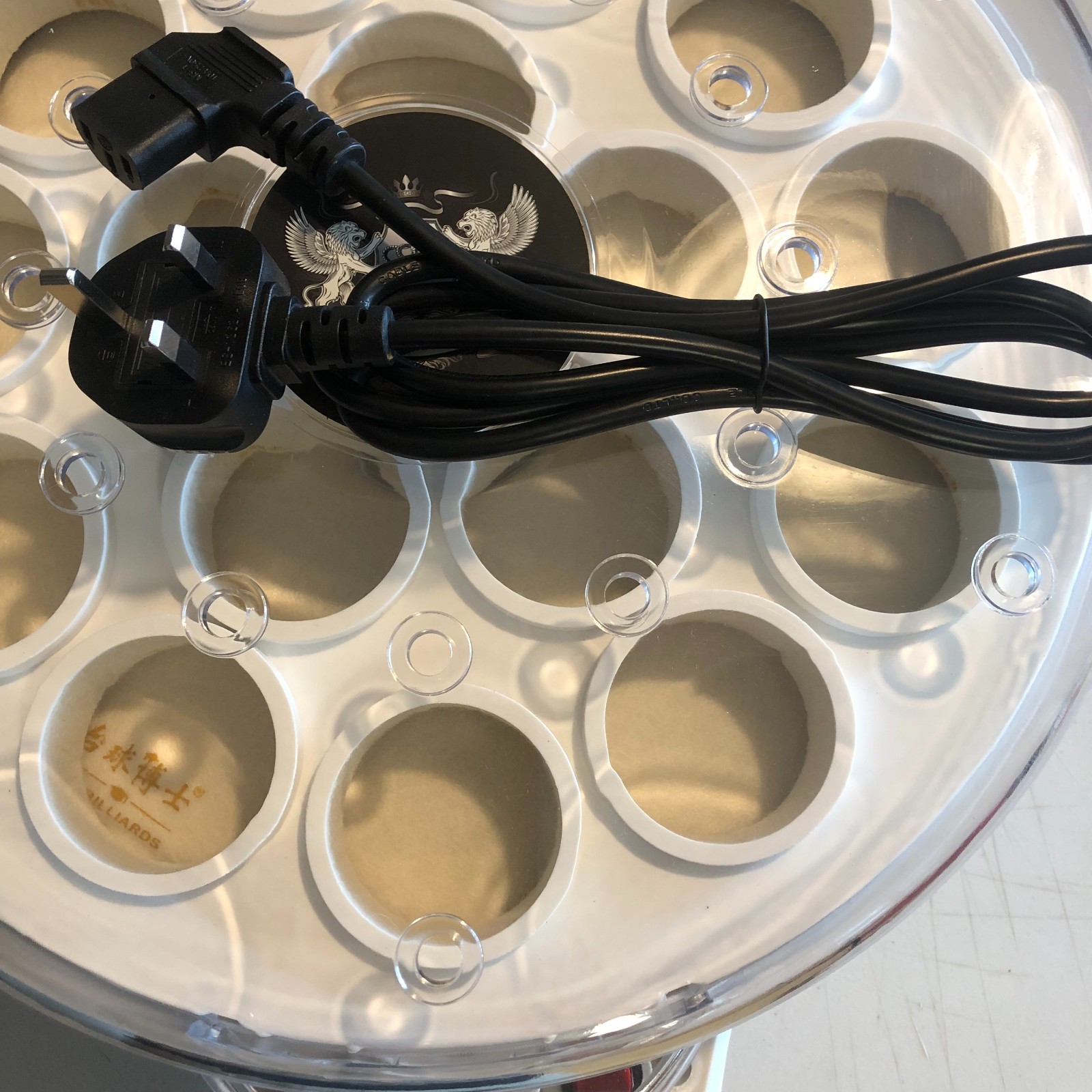 Automat Pool Ball Polishing Cleaning Machine, Billiard Balls Polishing 180W 16 B