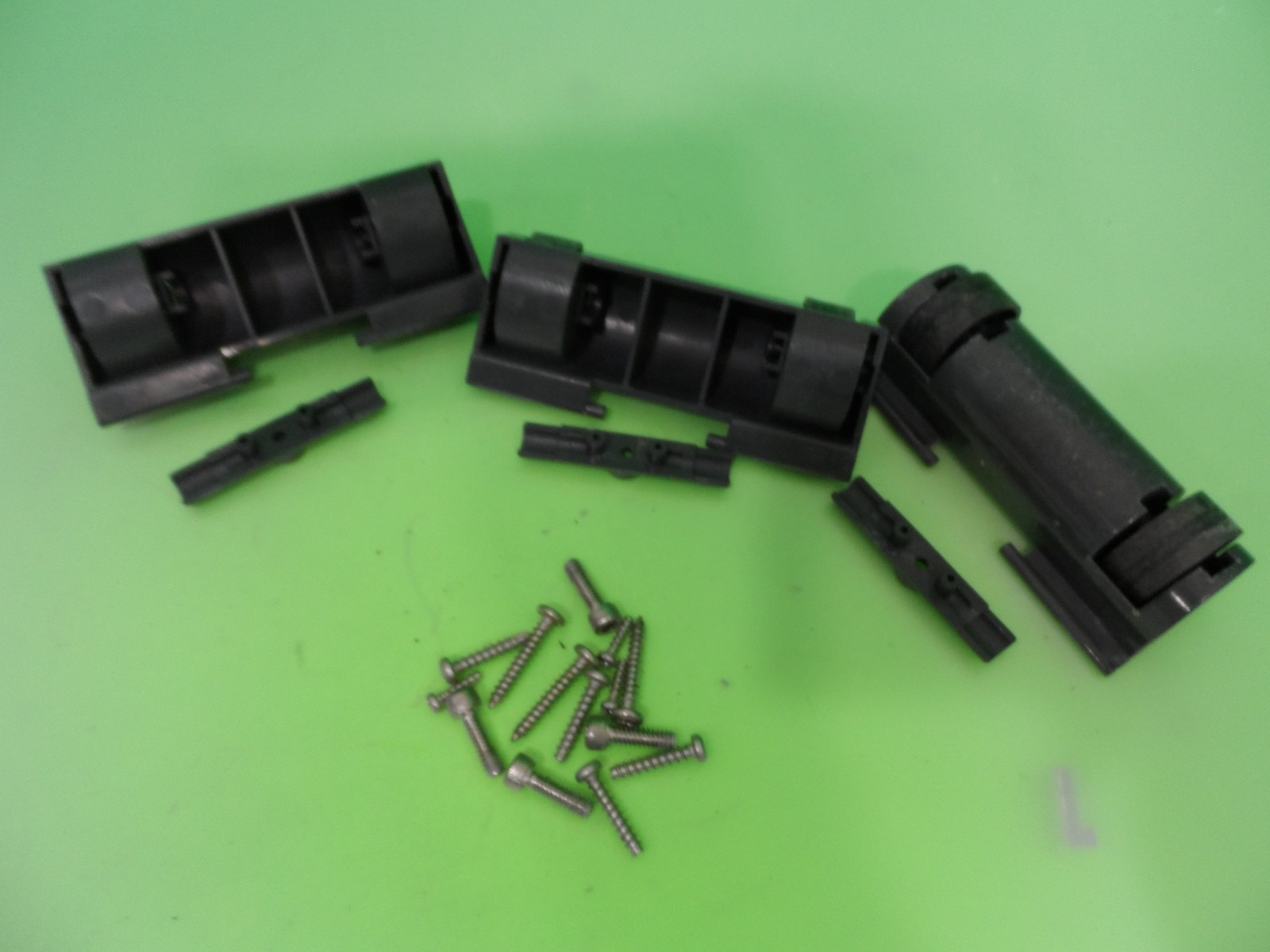 Black pearl XL600, robotic 8Stream pool cleaner parts. Floor sensor rollers