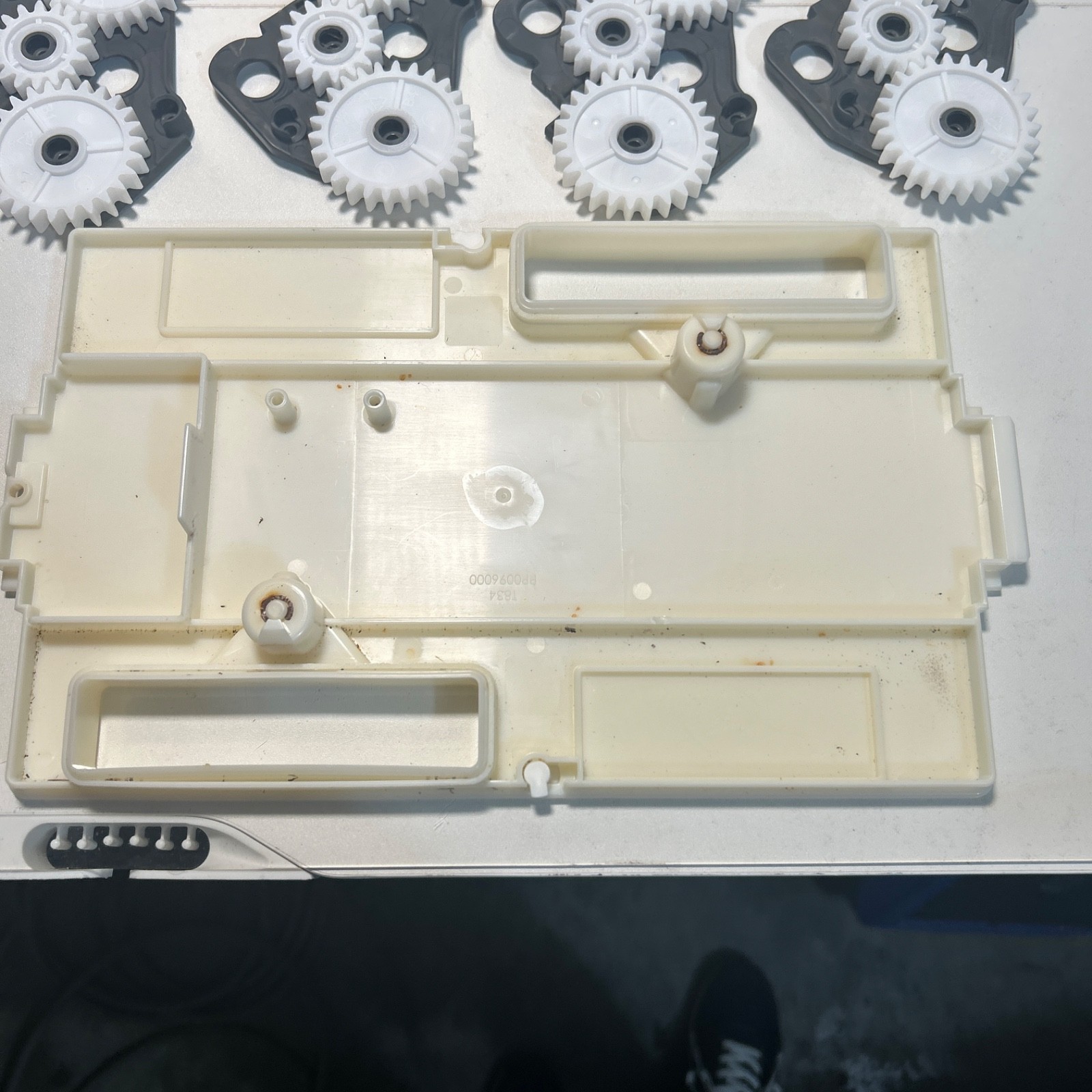 Aquabot Elite Pro Automatic Pool Cleaner Parts Lot Rollers Gears