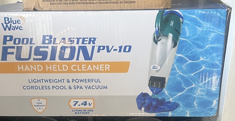 Blue Wave Pool Blaster Fusion PV-10 Hand Held Lithium Cleaner NE9872 – Blue