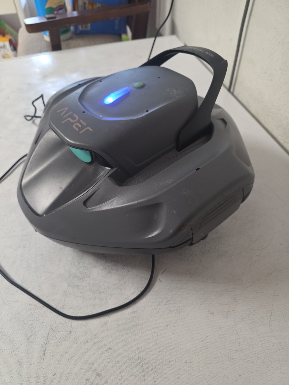 Aiper SEAGULL 800B Cordless Robotic Pool Cleaner Vacuum Above Ground Black