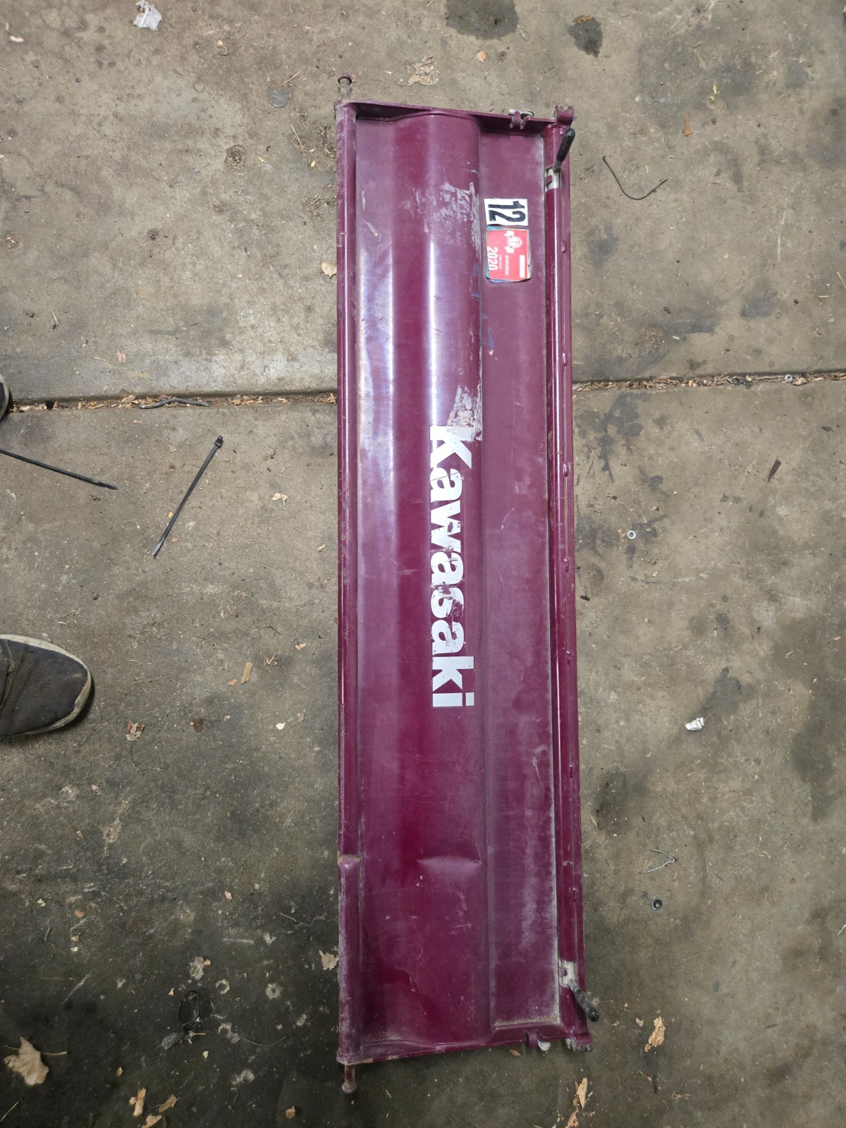 Kawasaki Mule 4000 4010 3010 – Tailgate Tail Gate – Handles and Brackets – Red