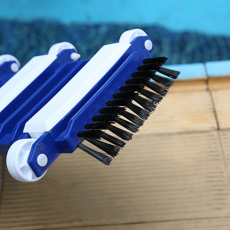 14&Prime; Heavy-Duty Flexible Swimming Pool and Spa Vacuum Head with Wheels Brush