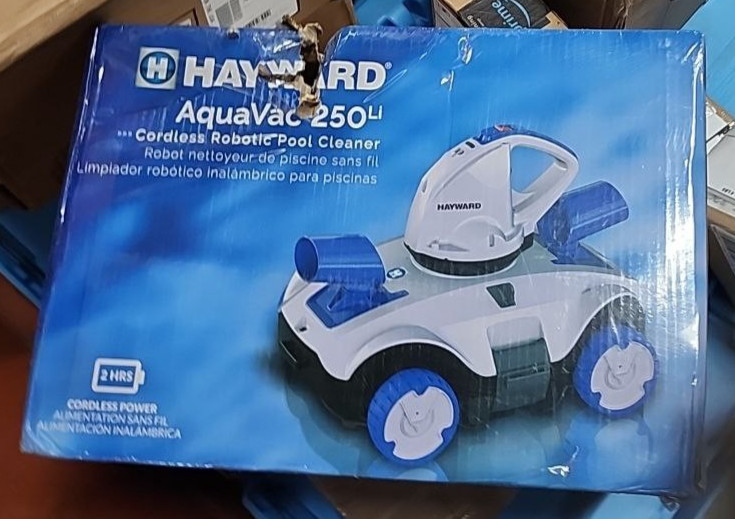 Hayward W3RCH200CU AquaVac 250 Li Cordless Robotic Pool Cleaner Open Box New