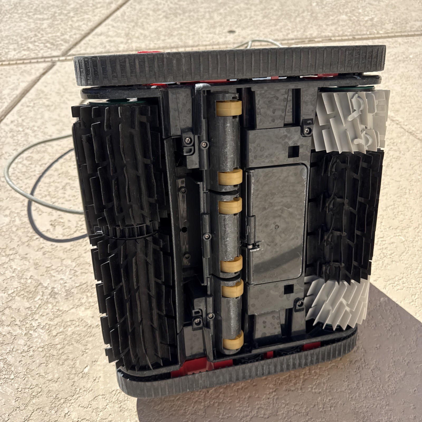 Inferno Robotic Pool Cleaner Unit Untested For Parts Or Repair