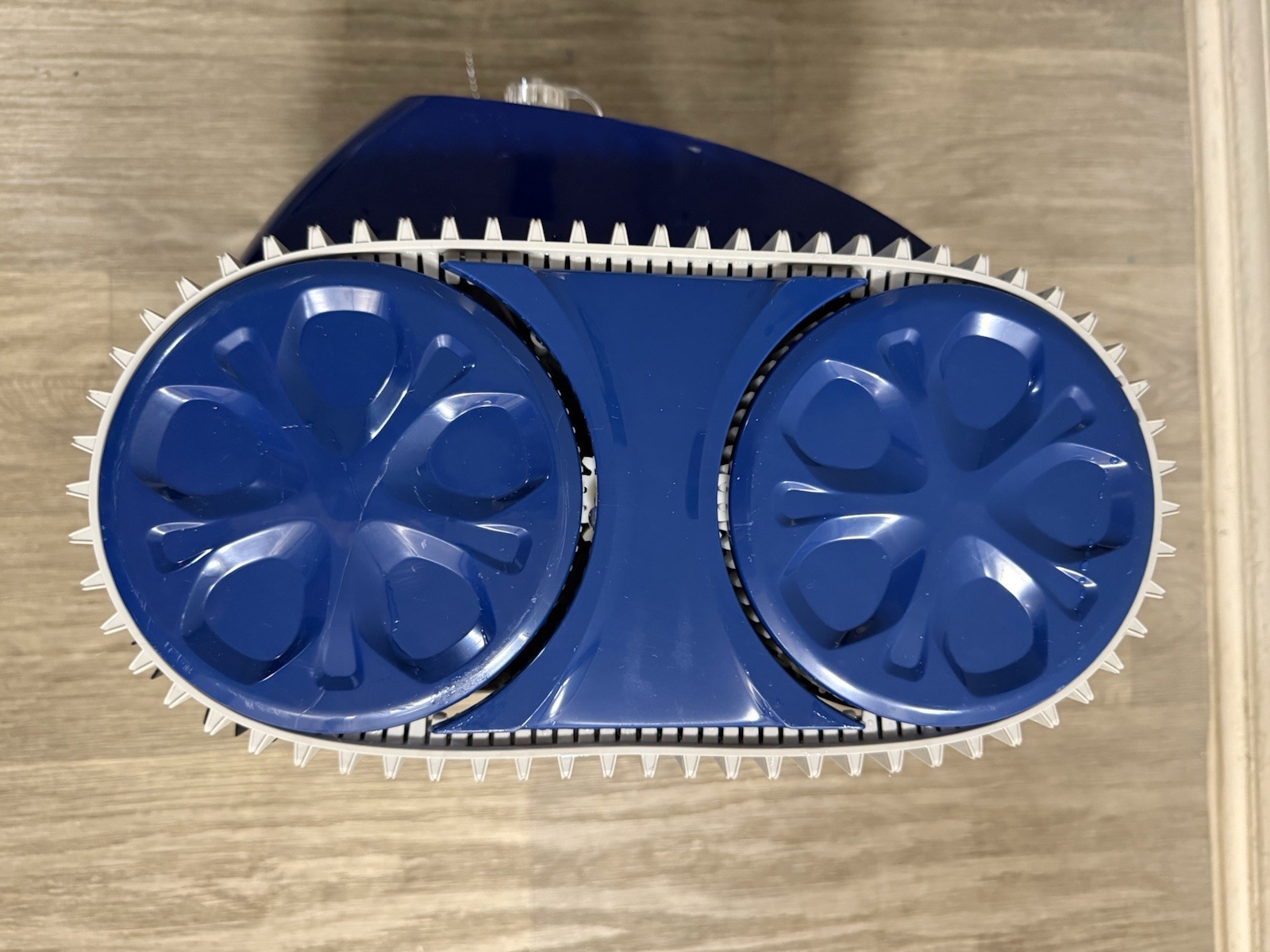 AquaClean AC1000 Pro Cordless Robotic Pool Cleaner With Charger Tested