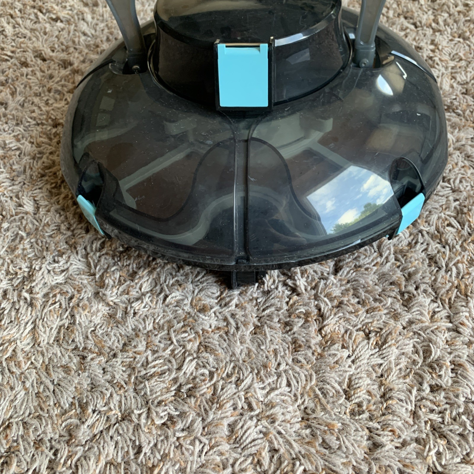 Winny 200 SE Cordless Robotic Pool Cleaner HJ1102P Gently Used