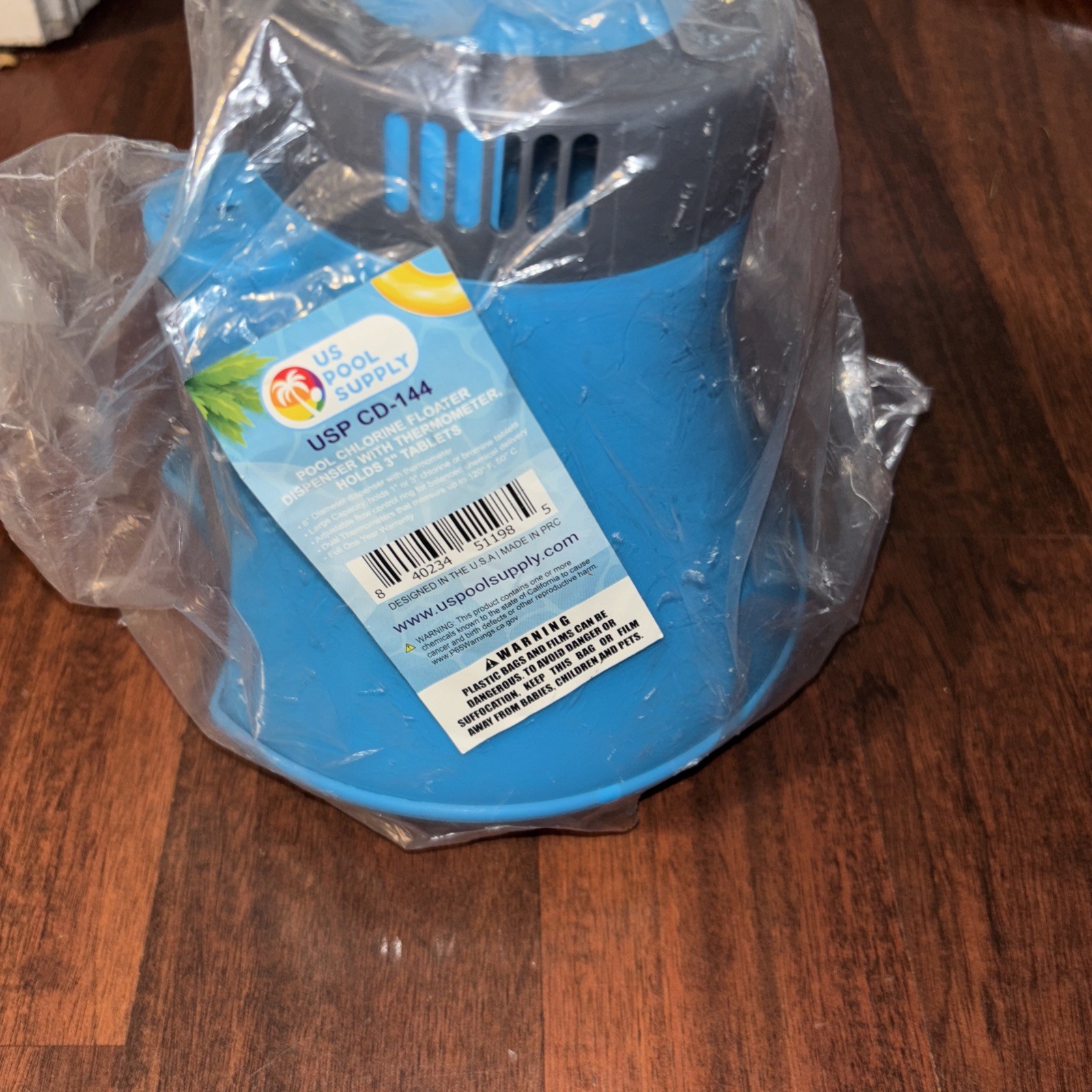 Floating 3&Prime; & 4&Prime; Tablet Pool Chemical 8&Prime; Dispenser with Collapsible Tank