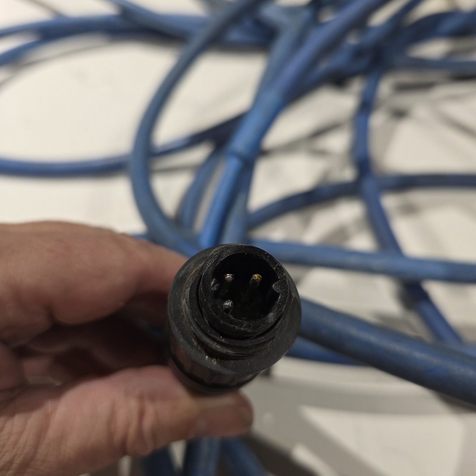 Pool Cleaner Cable with Swivel 3 Wire Dolphin Maytronics Supreme M4 M5