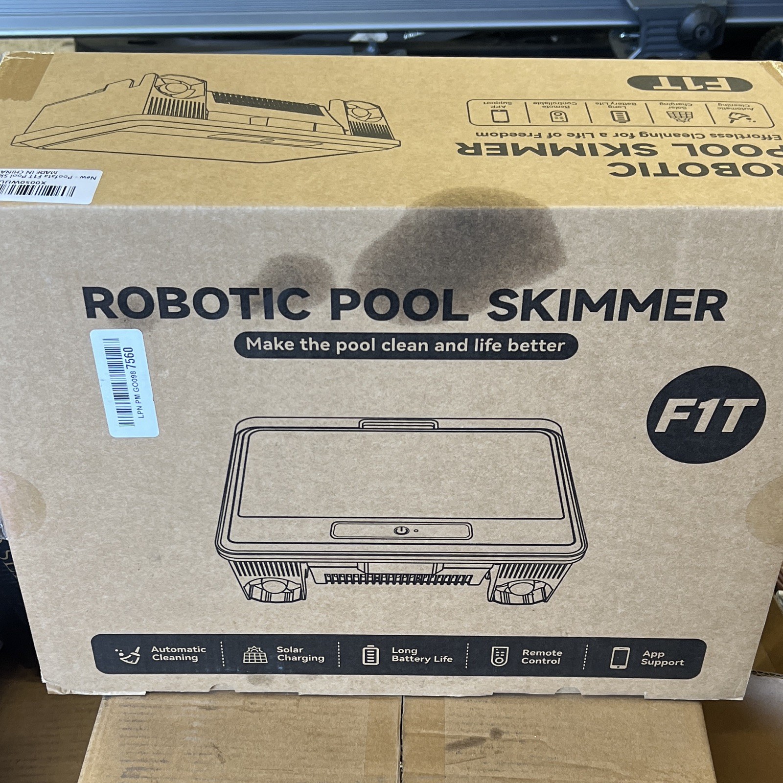 F1T Robotic Pool Cleaner 8L 8Hr Solar Charging App Support Remote Control