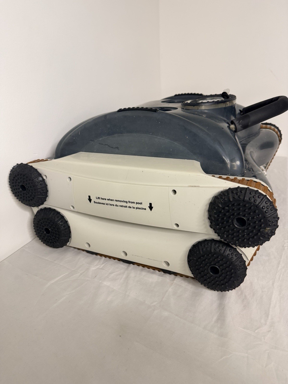 Water Tech Volt 550Li Cordless Robotic Pool Cleaner | Lithium | Tested & Working