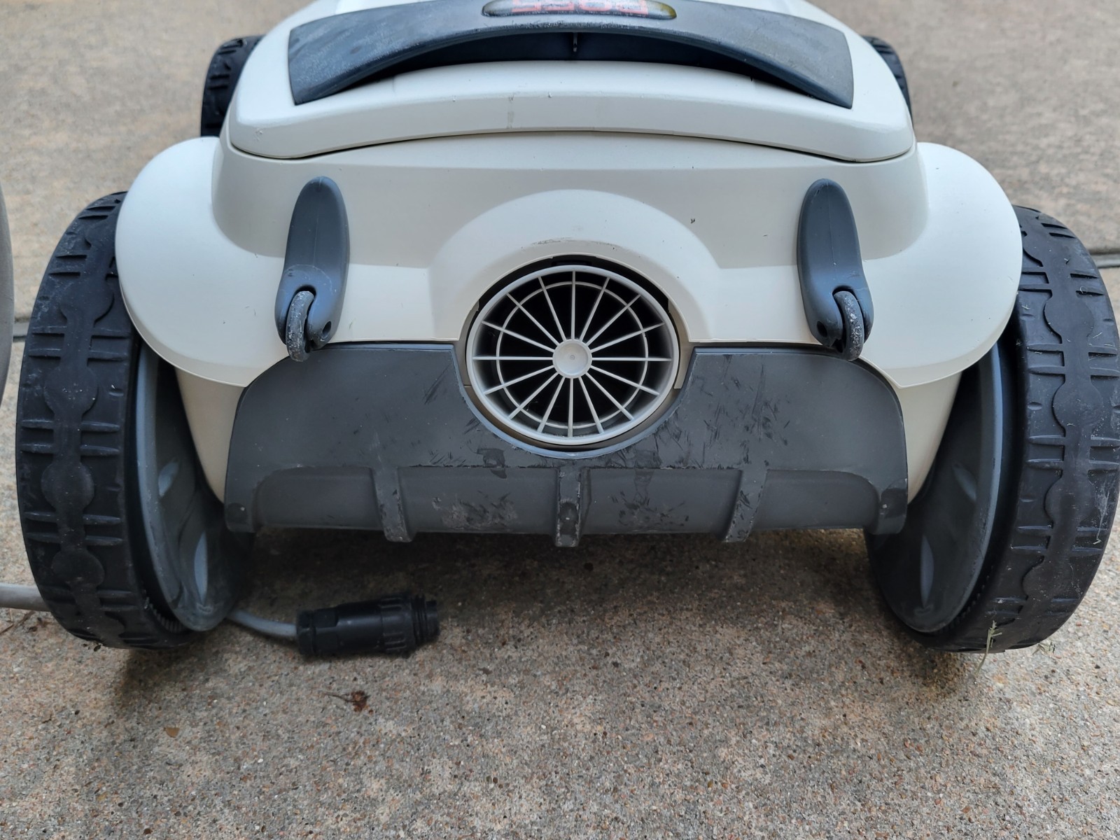 Polaris P955 Robotic Pool Cleaner/Caddy—For Parts Or Repair