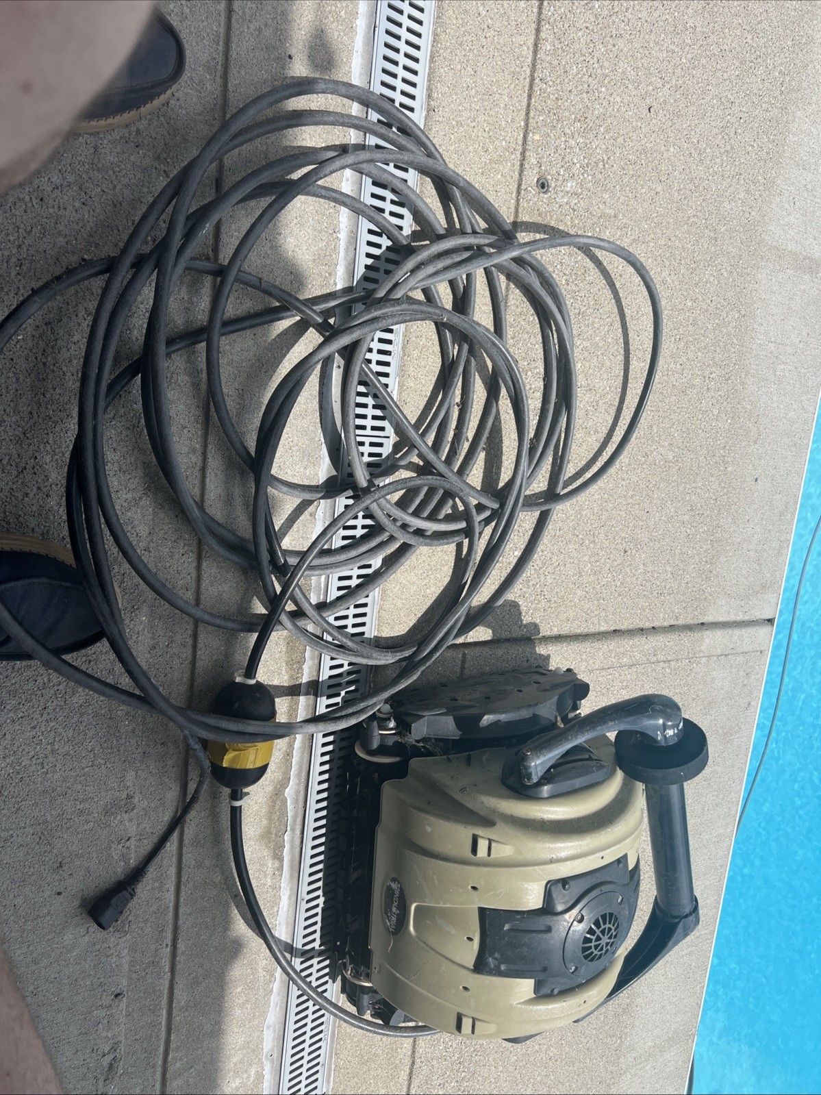 Aquabot Z2 industrial Pool Cleaner