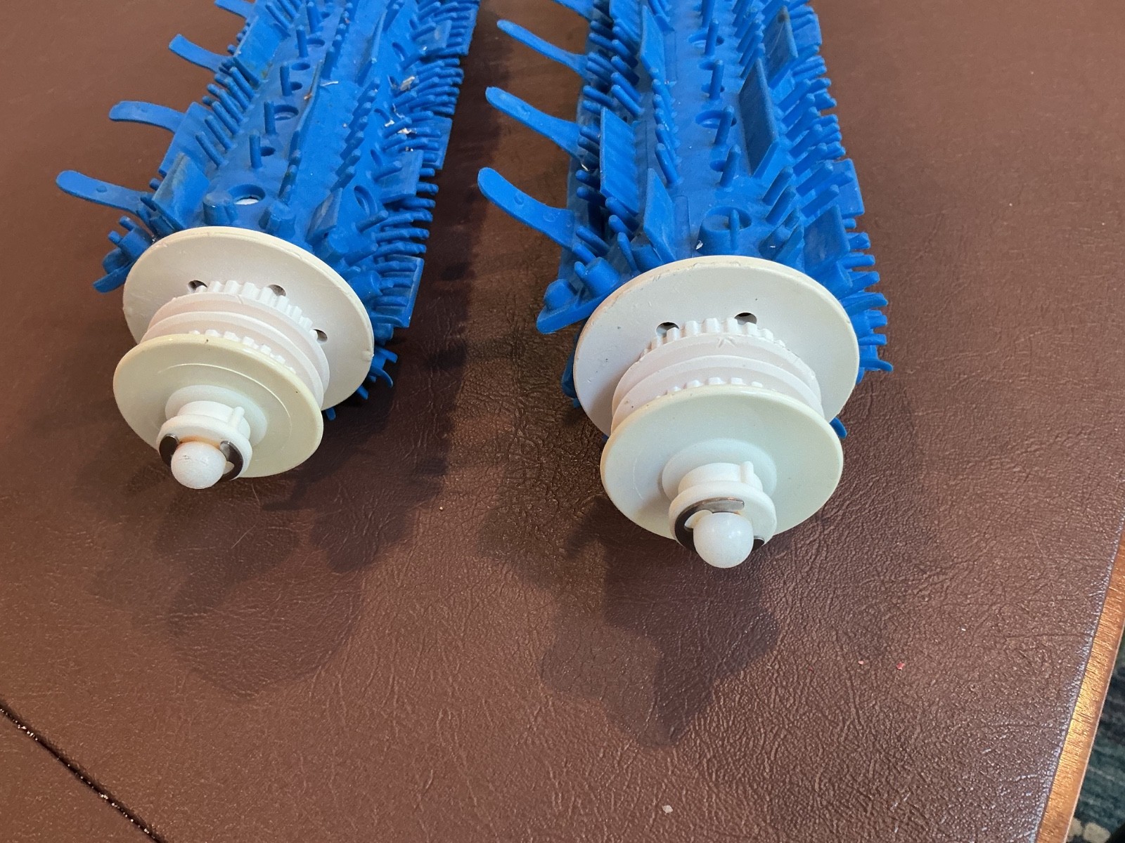 AQUABOT CLASSIC SCRUBBERS