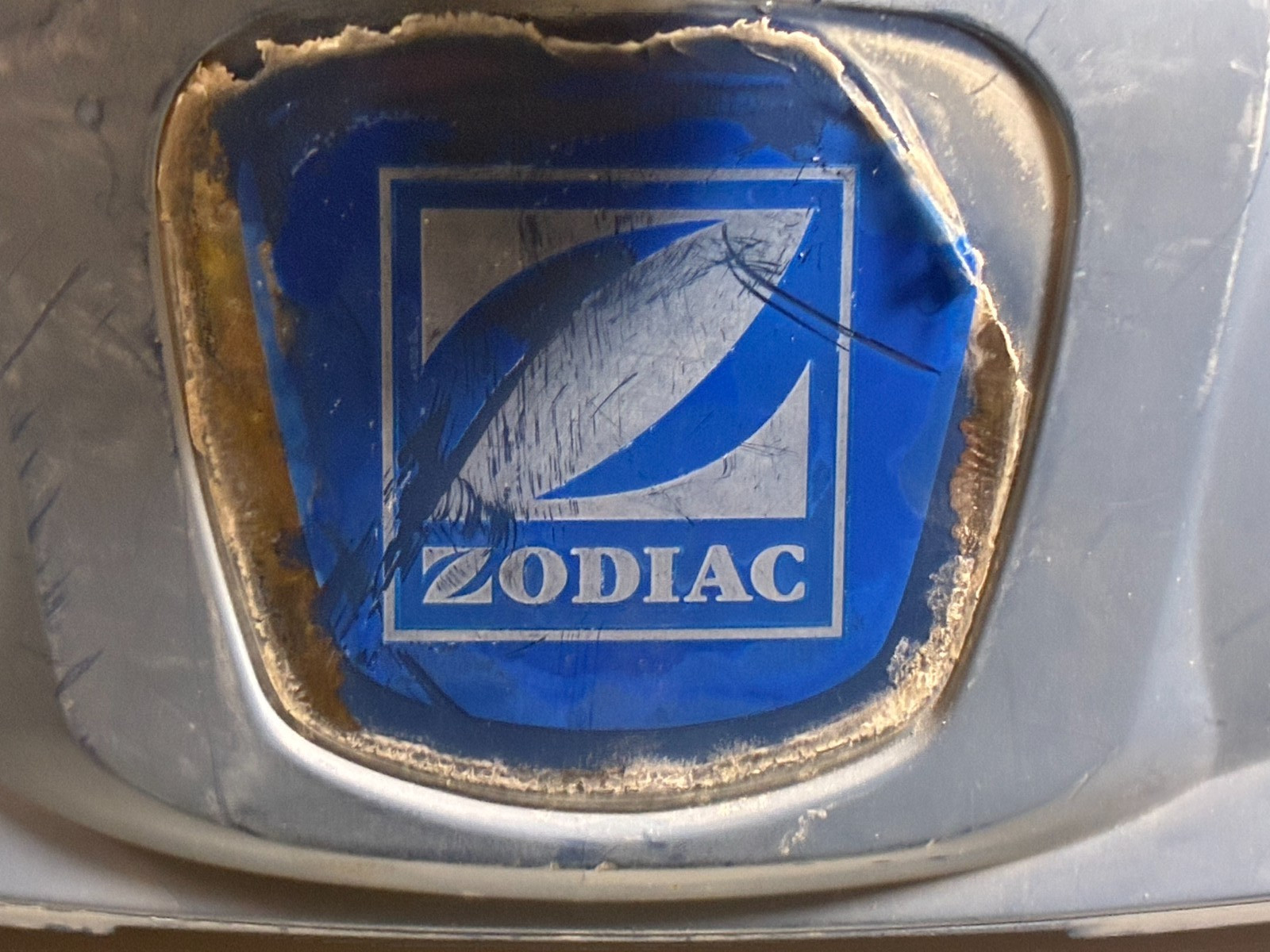 Zodiac MX8 R0525400 Pool Cleaner Top Hinged Cover w/Swivel Assembly Works Great