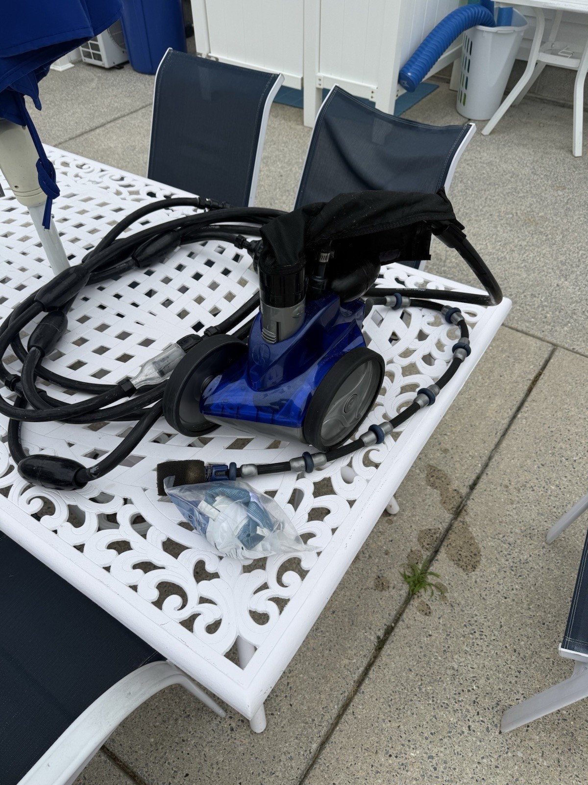 Polaris TR35P Pressure Vacuum Pool Cleaner With Float Heads Extended Feed Hose