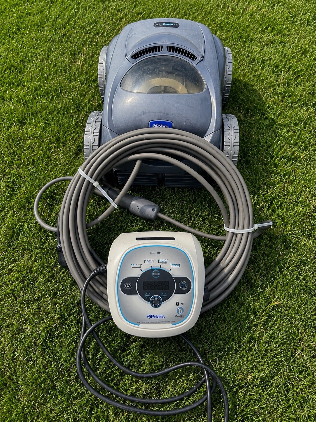 Zodiac Polaris Alpha IQ+ Robotic Pool Cleaner Vacuum W/Wifi A+ Condition Tested