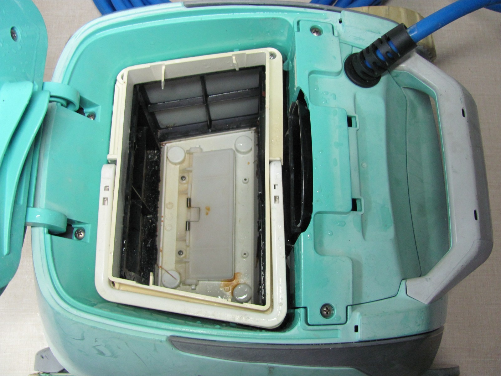 MAYTRONICS DOLPHIN ENCORE POOL VACUUM CLEANER NON-WORKING PARTS OR REPAIR PROJE