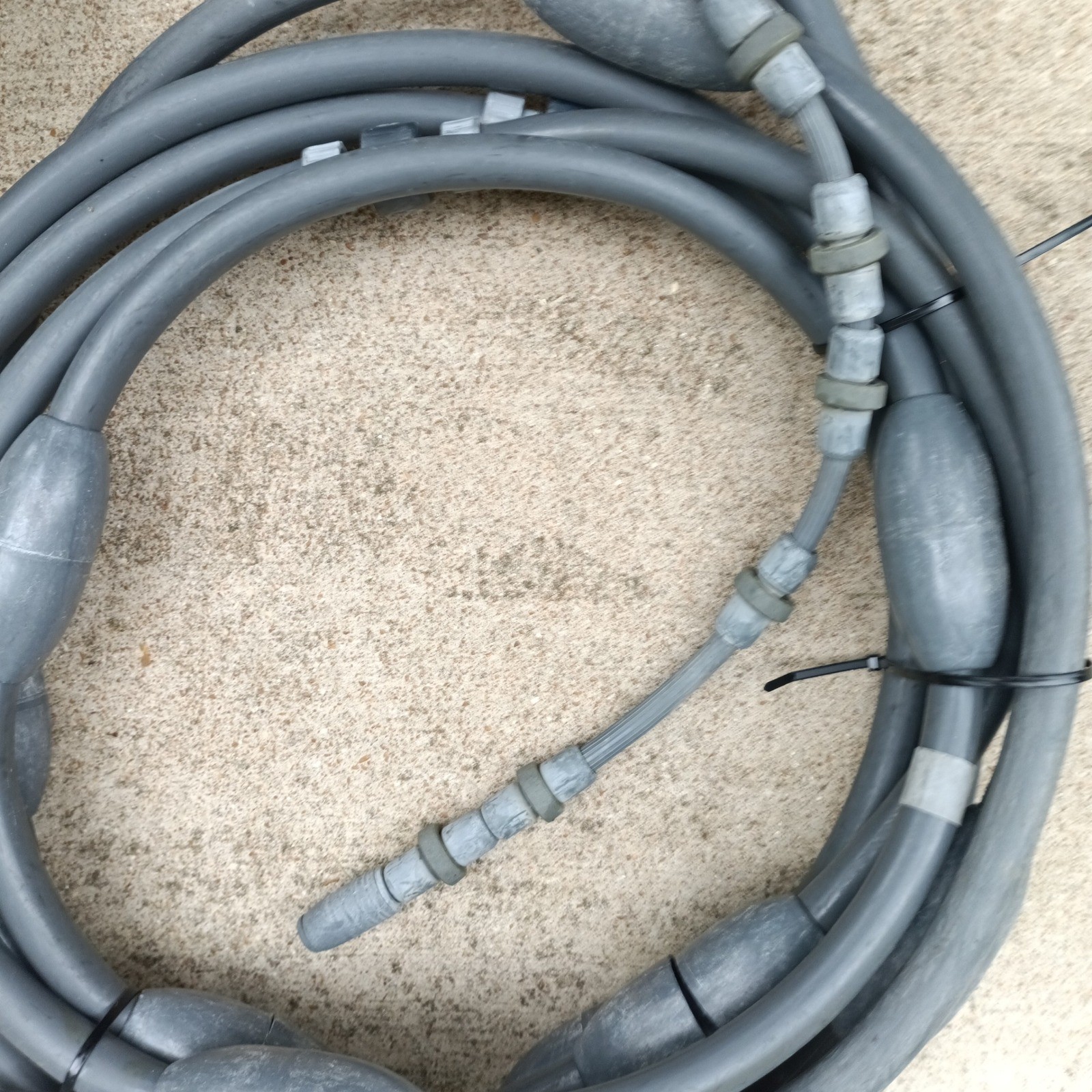 Pentair Racer Inground Pool Cleaner 360228 Head Parts Only with Hose UNTESTED