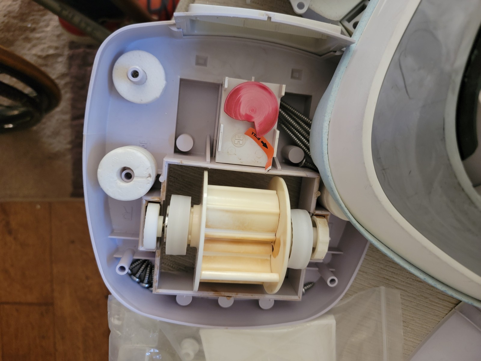 Hayward PoolVac V-Flex Suction Pool Cleaner – Shell + All The Parts – WORKS