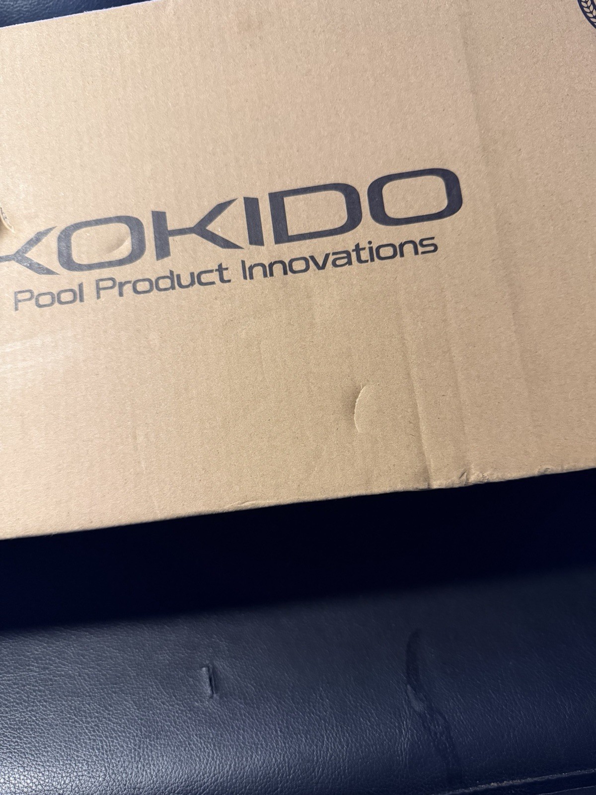 KOKIDO XTROVAC 110 Rechargeable Handheld SWIMMING Pool Vacuum Set Model EV05