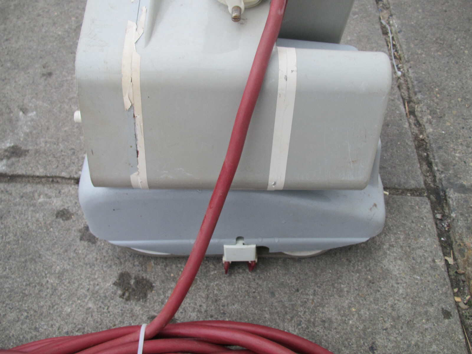 Aqua Vac Aqua Prince Automatic Self Propelled Industrial Pool Cleaner