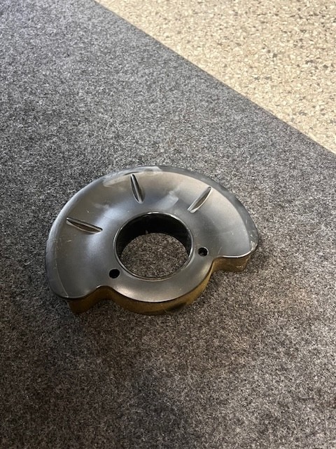 Used Polaris 9550 Sport Robotic Cleaner Wheel Cover R0540300 9400 9450
