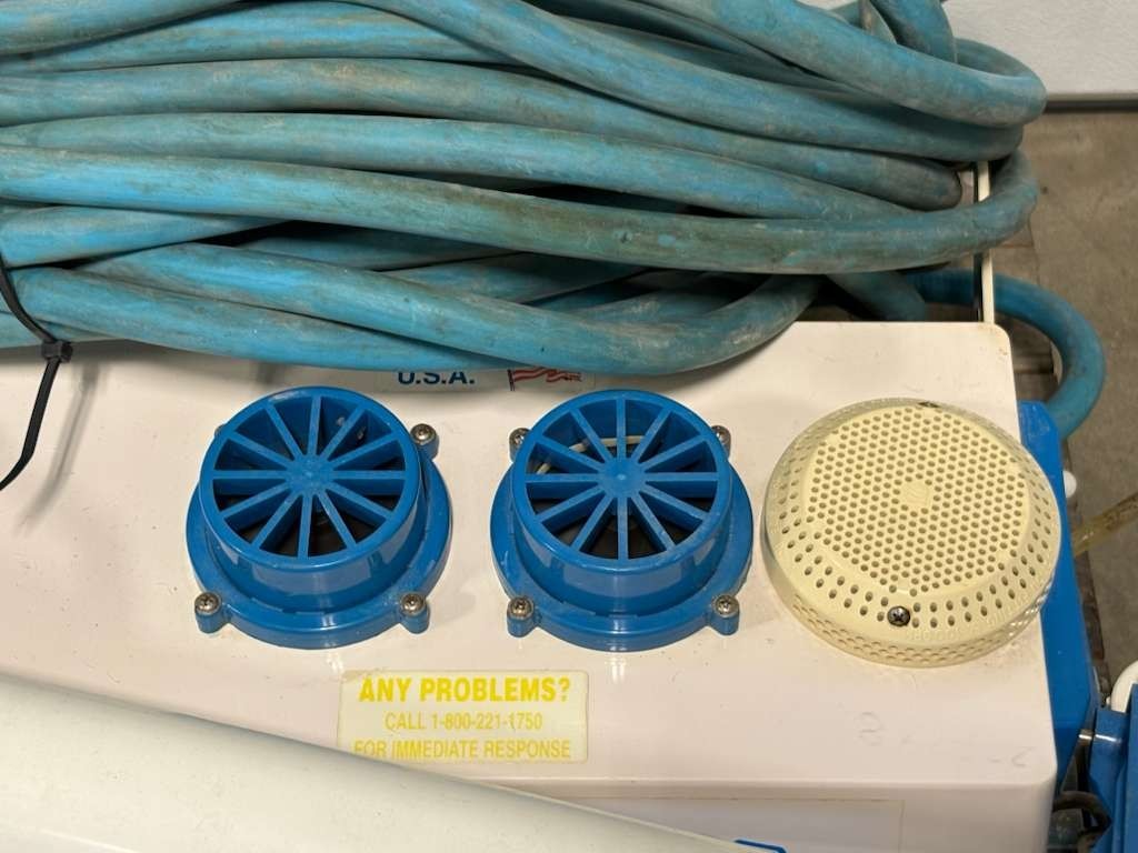 Aqua Products Aquabot AquaMAX Bi-Turbo Commercial Pool Cleaner w/ Power Supply