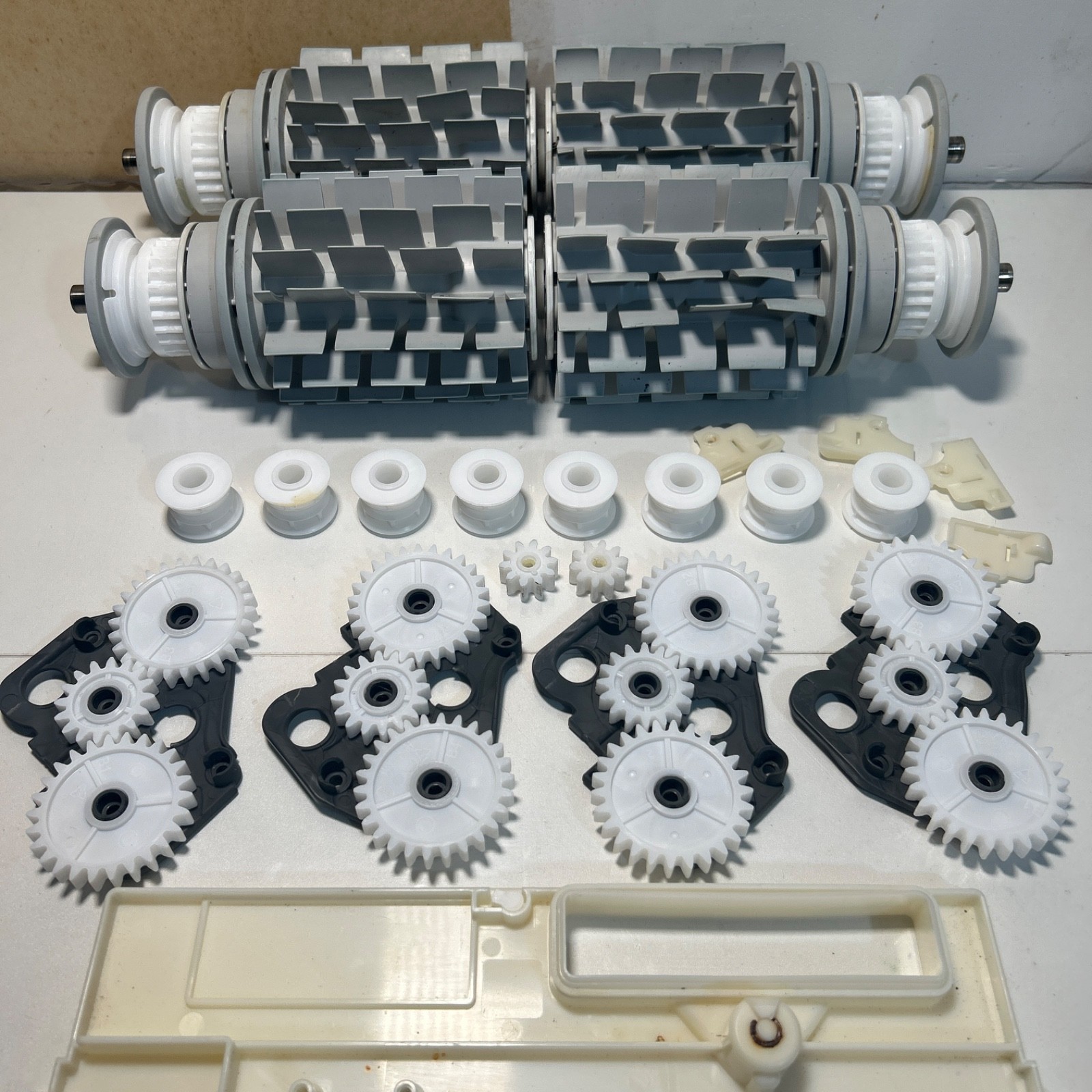 Aquabot Elite Pro Automatic Pool Cleaner Parts Lot Rollers Gears