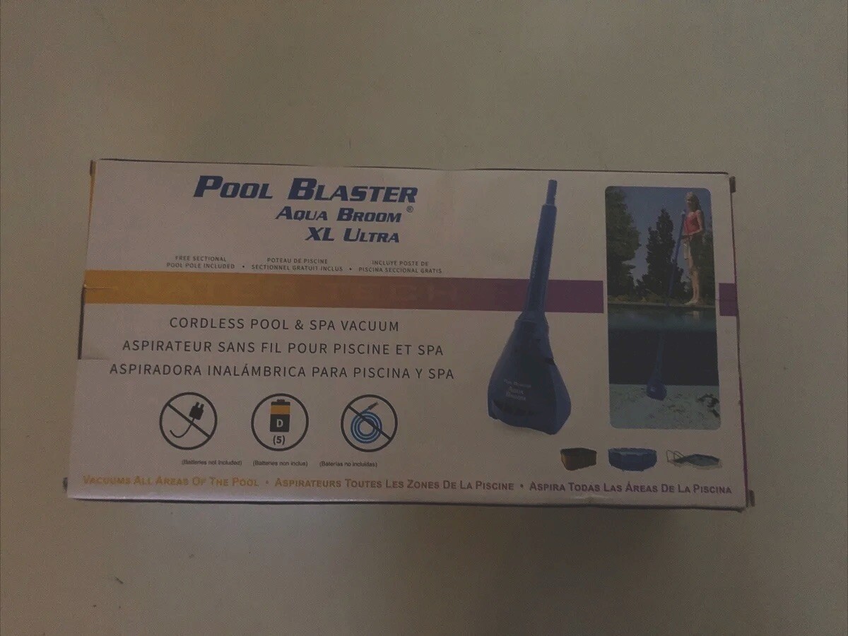 Pool Blaster Aqua Broom XL Ultra, Water Tech, Sectional Pool Pole Included