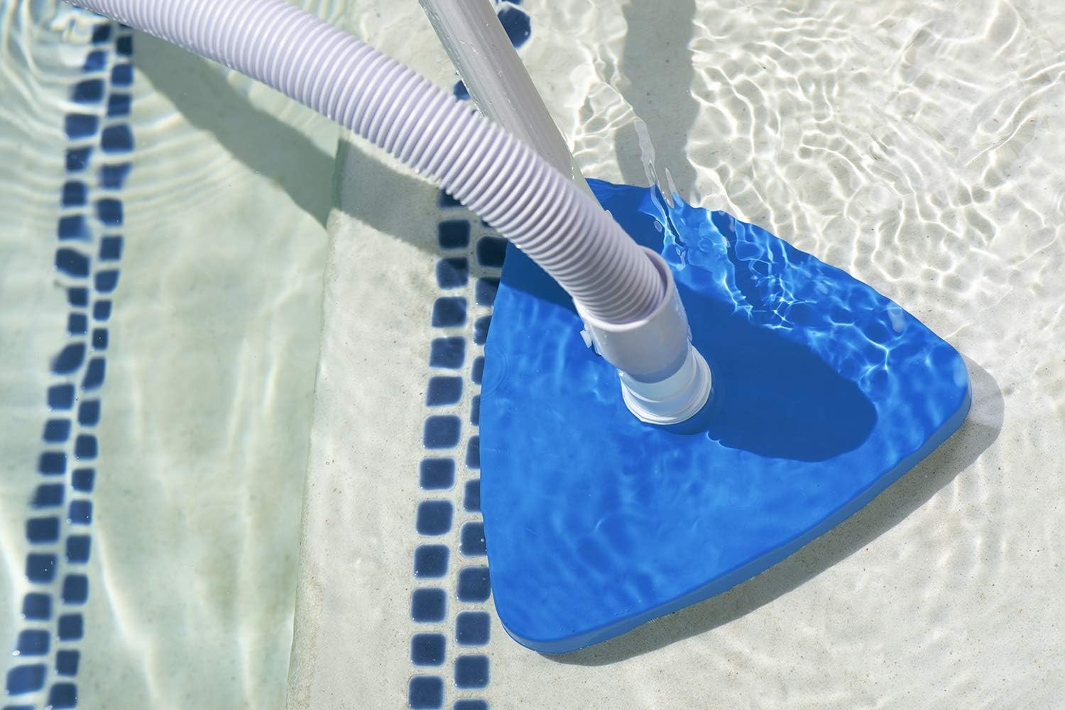 18510 Triangle Vinyl Liner Swimming Pool Vacuum, Essential Collection,Neutral,Me