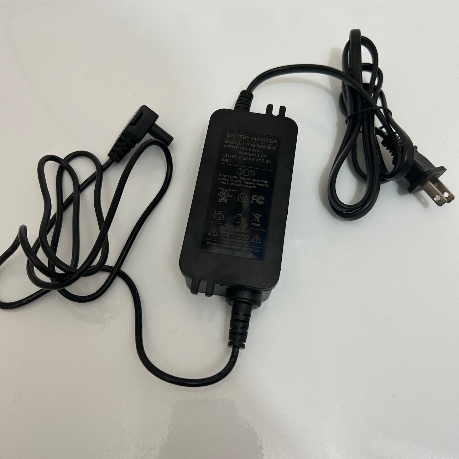 Seauto SAT20PRO Cordless Wall Climbing Robotic Pool Cleaner Charger