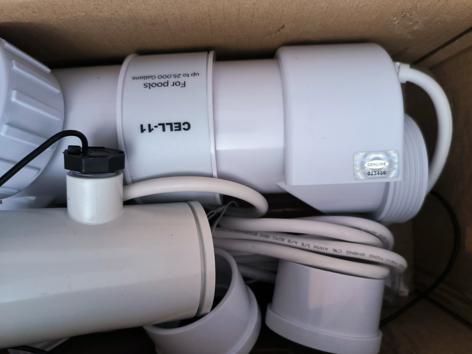 Swimline 87625 Salt Water Chlorine Generator System, 25K Gallon Swimming Pools