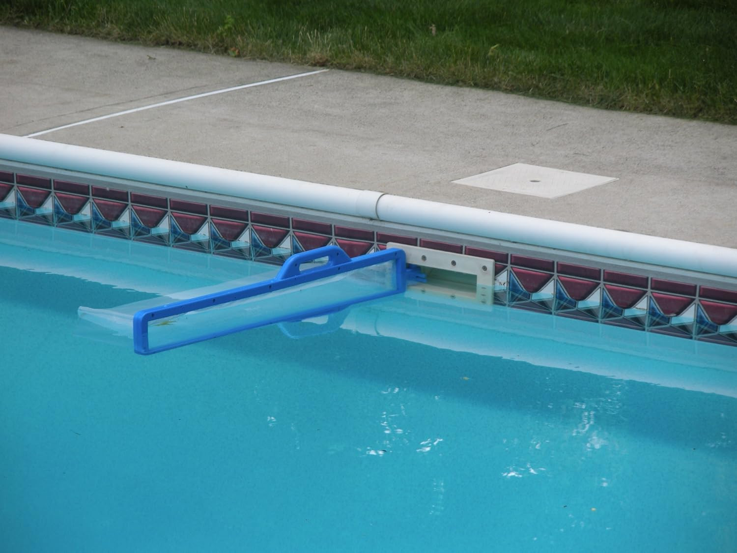 Skimeeze Pool Skimmer- Pool Net Skimmer Cleans Debris and Leaves for In-Ground