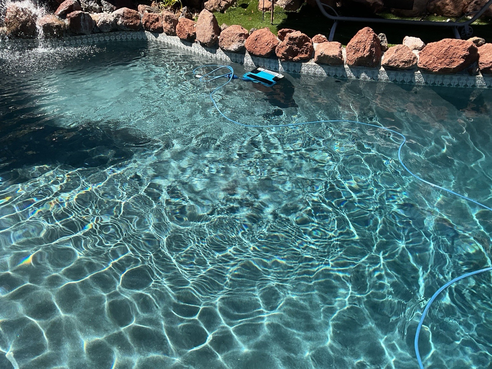 Dolphin Nautilus CC Plus Robotic Pool Vacuum Pool Cleaner Pool Sweep…