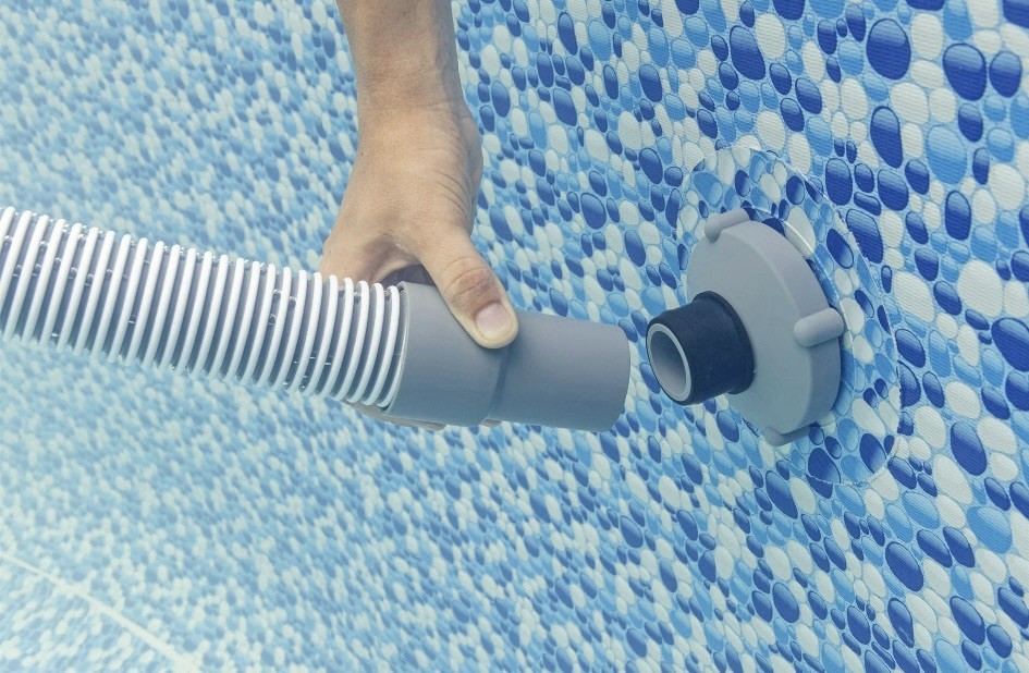 Mainstays 35 ft. x 1.5&Prime; Diameter Pool Cleaning Hose with Adaptors