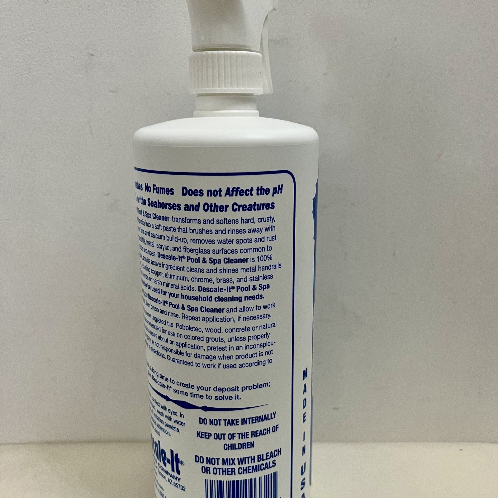 Descale-It Products Descale-It Pool and Spa Cleaner 32oz Leslie&rsquo;s Biodegradable