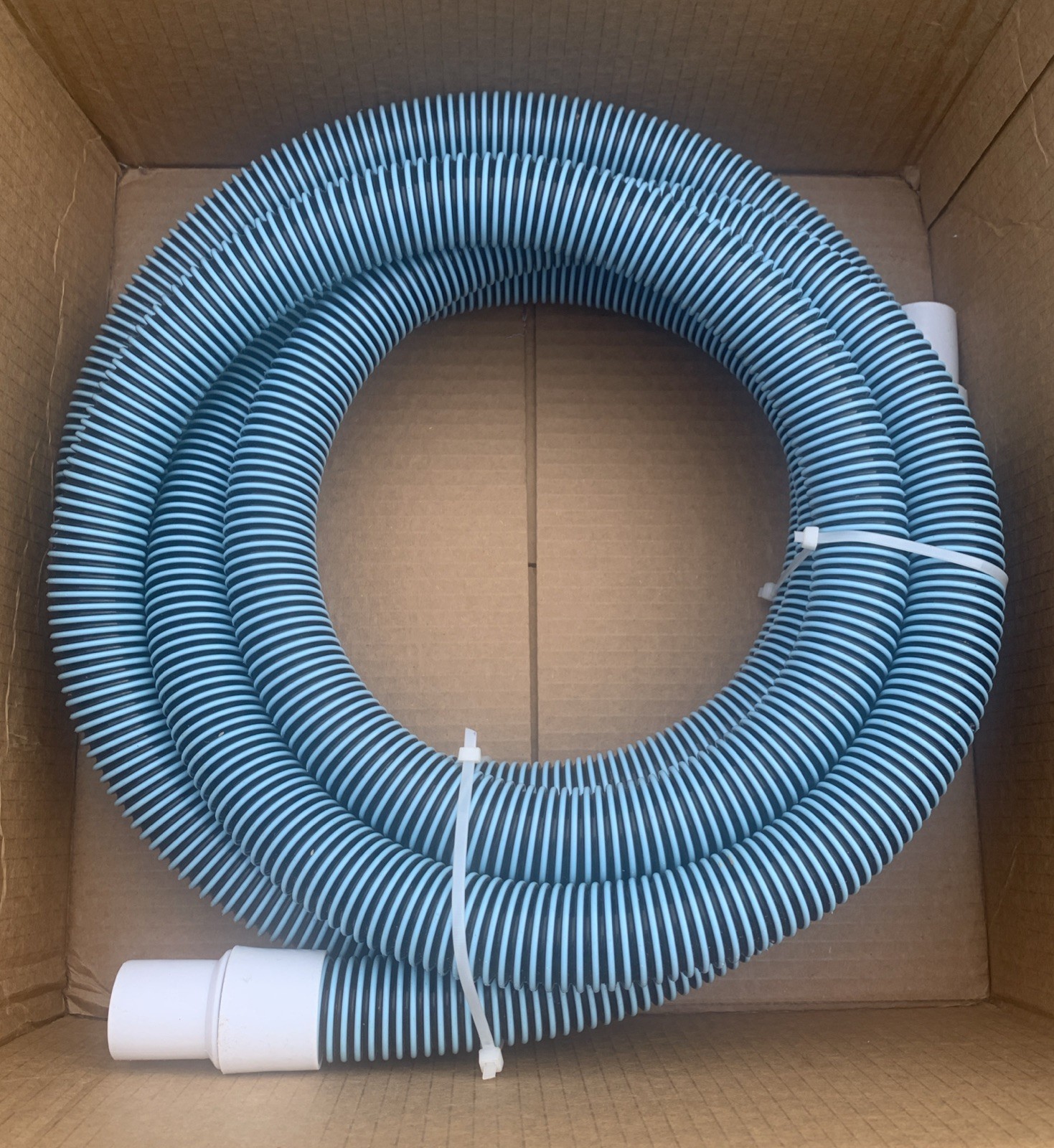Swimline HydroTools 20’ Premium Spiral Pool Vacuum Hose with Swivel Cuff (Used)