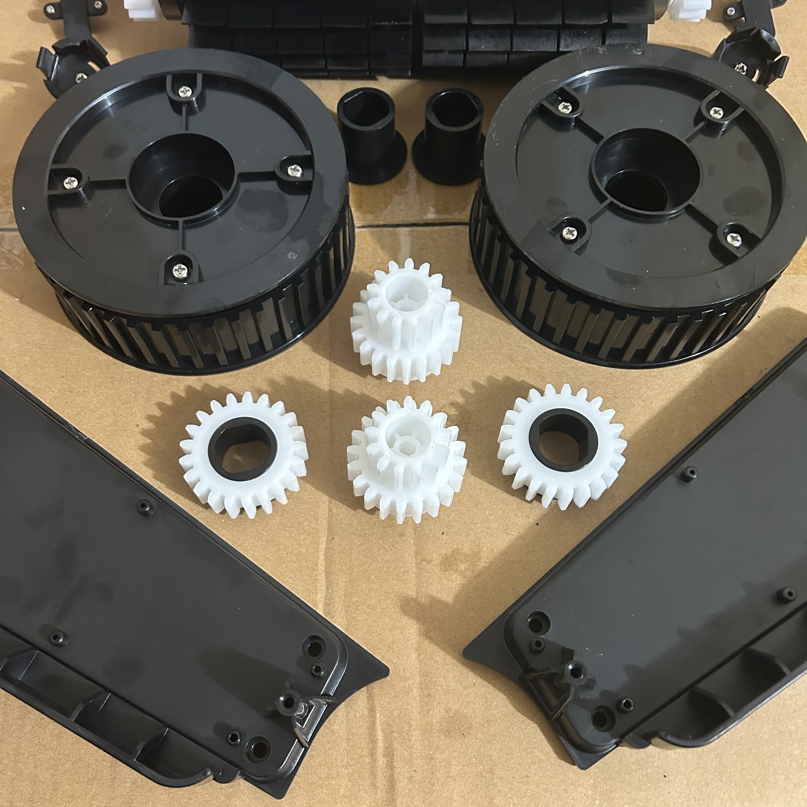 Seauto Shark Hydrus X Parts Lot Rollers Gears