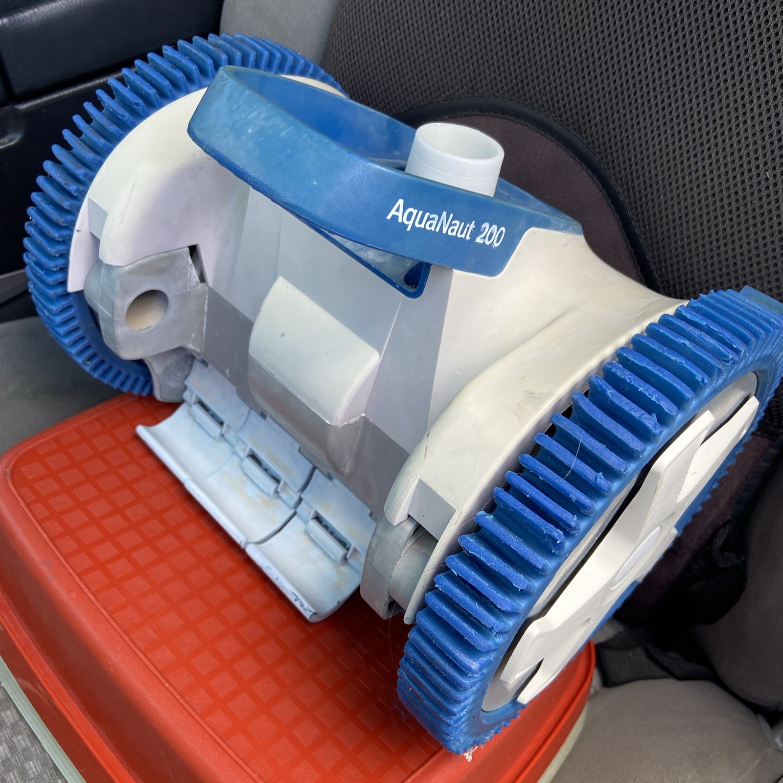 Hayward AquaNaut 200 Automatic Suction Pool Cleaner Vacuum – Missing One Flap