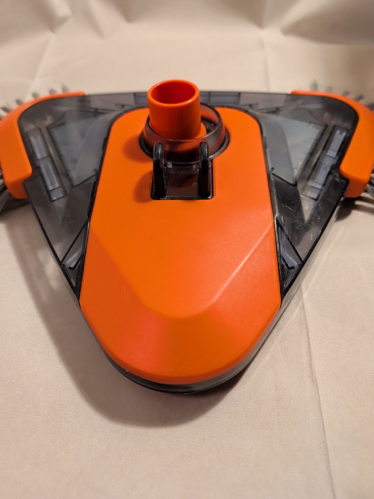Tidymister Pool Vacuum Head Orange – New – Missing Handle Connector Parts