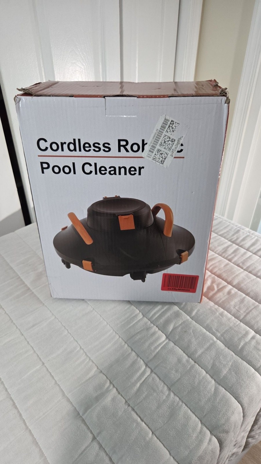 Oofun Cordless Robotic Pool Cleaner DFC/RB/W002 for Above and In-Ground Pools
