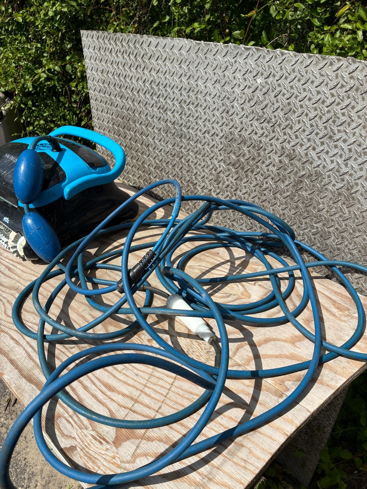 Dolphin Nautilus CC Plus Robotic Pool Vacuum Cleaner Tested- NO POWER SUPPLY