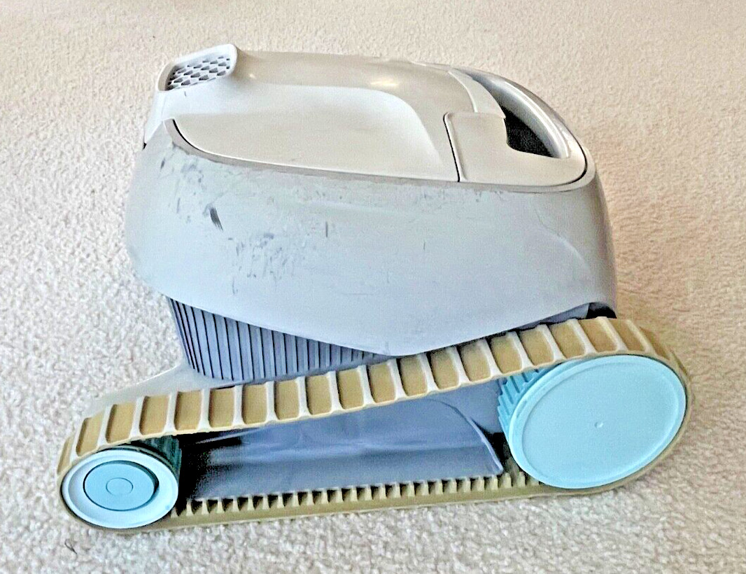 Maytronics Dolphin Advantage Pool Cleaner for Parts or Repair, No Power / Cable