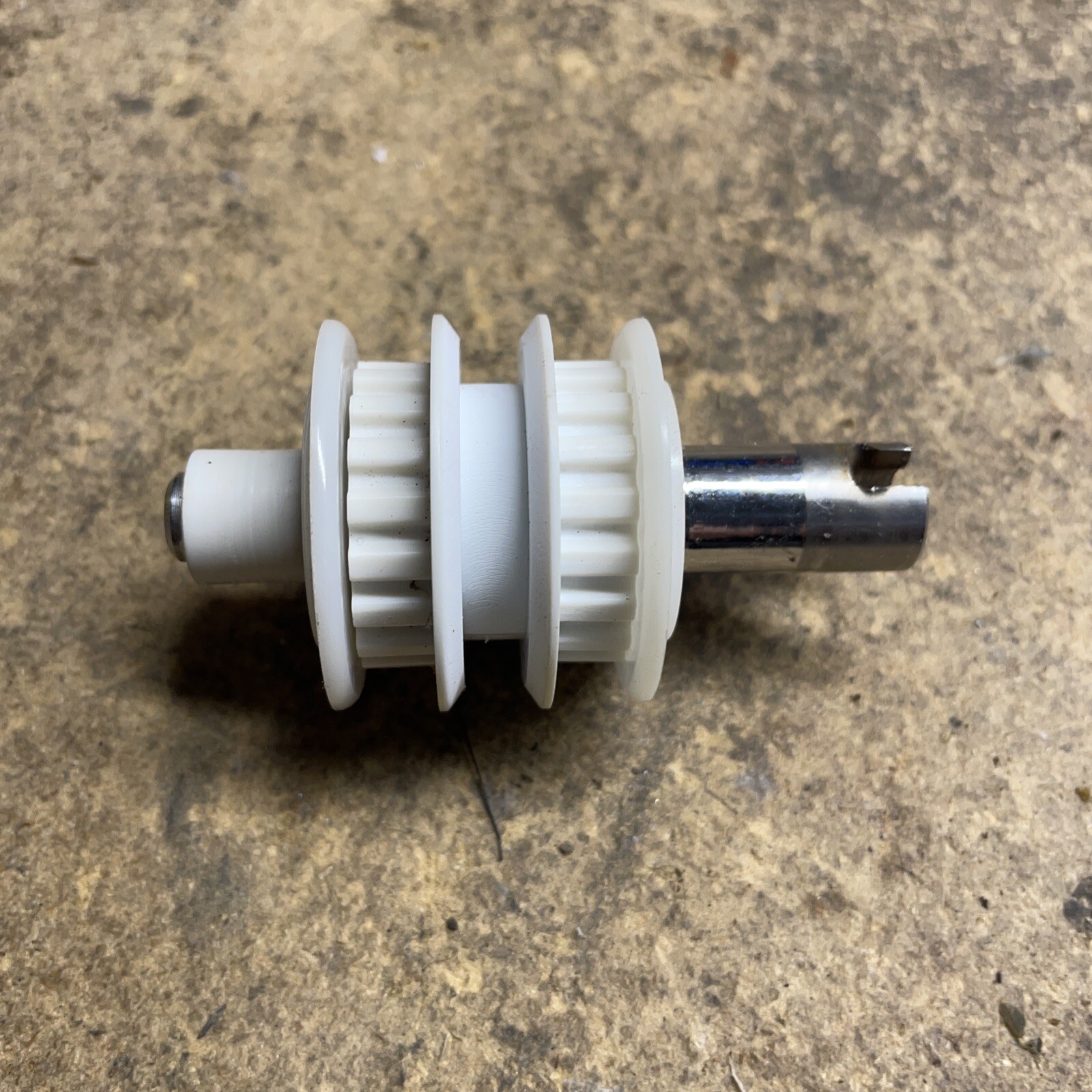 Aqua Products Aquabot Drive Pulley Assembly Long 2.75 Used
