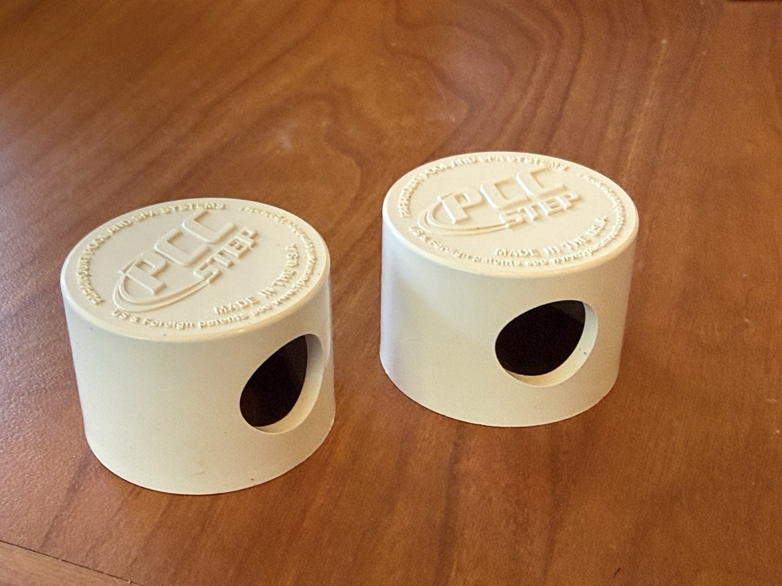 Paramount Pool 1.5&Prime; Floor Valet Pop Up Cleaning Head White 2pc