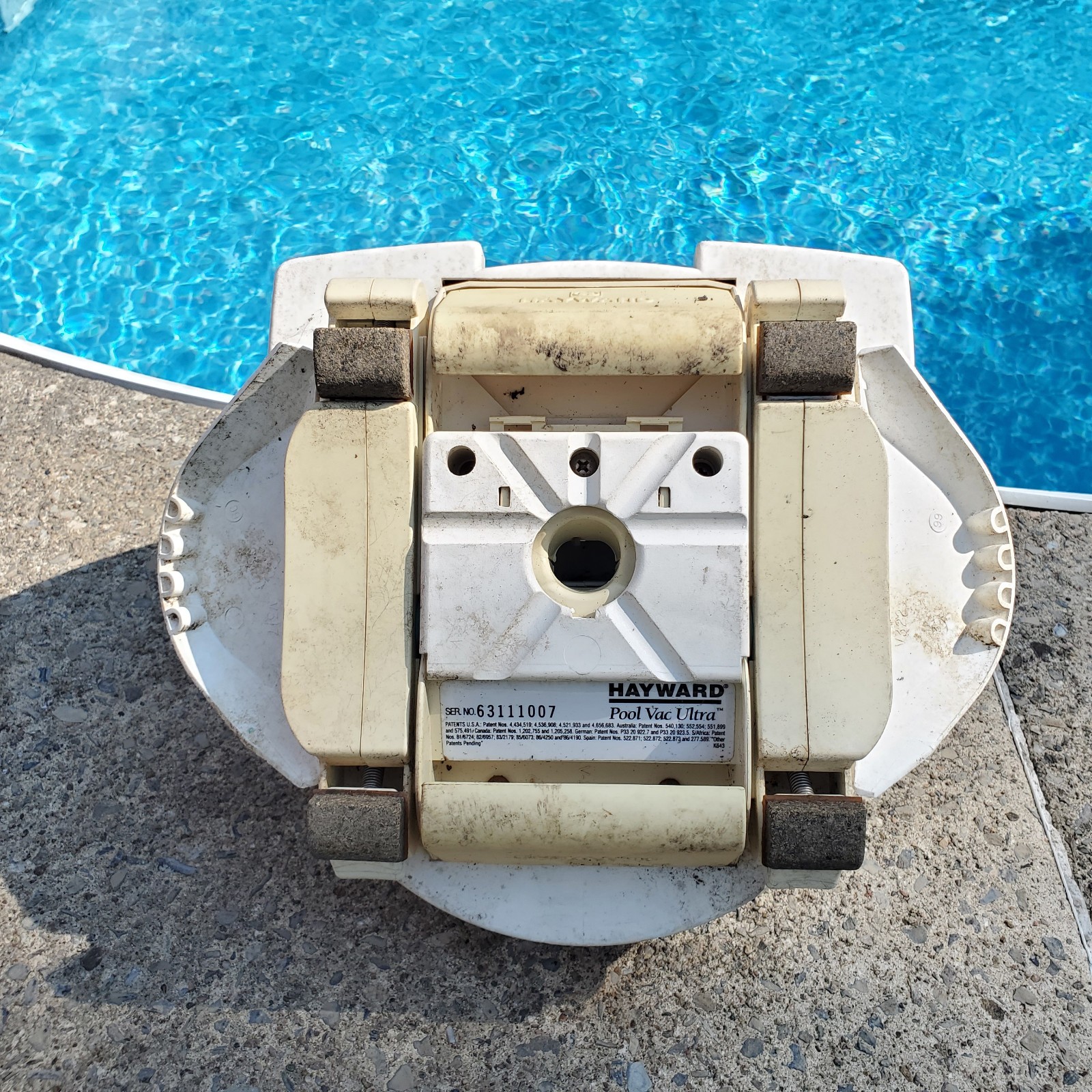 *JOB LOT* Hayward Navigator Pool Vac (PARTS OR REPAIR) Robotic Pool Vac Cleaner